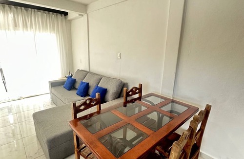 Salinas Apartamento | Amplio e iluminado departamento en el corazón de Isla Mujeres