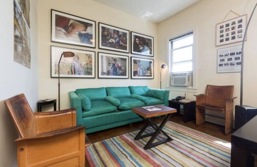 Port Morris Apartamento | Spacious and Luminous Guest Suite Apartment & Office on Floor 2 of a Townhouse