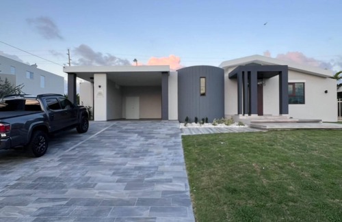 Camaceyes Casa | Spacious and luxurious house/ 2 bedrooms/ 2 bathrooms