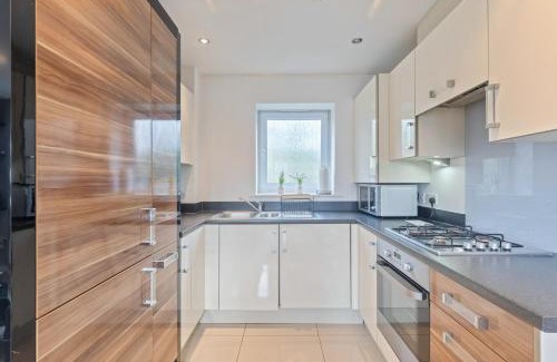Sutton Coldfield Apartamento | Spacious and Modern 2BR Stay Free Parking and WiFi