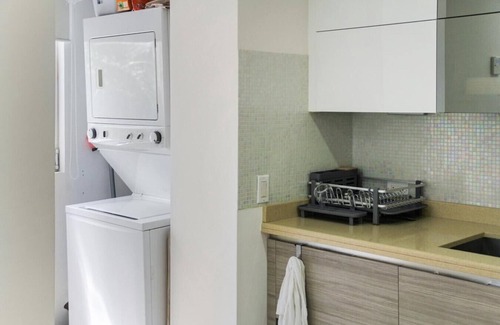 Boegoeroei Apartamento | Spacious and modern 4-bedroom condo ground level