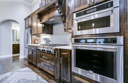 Coppell Casa | Spacious and Modern 4BR 2BA 5MintoDFW