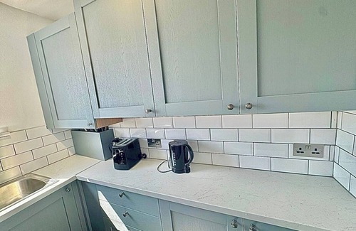Eastcote and East Ruislip Apartamento | Spacious and Modern Eastcote Apartment