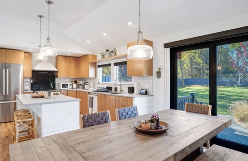 Cutchogue Casa | Spacious and Modern North Fork Home Close to Multiple Wineries, Perfect for...