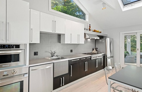 Wainscott Woods Casa | Spacious and Open Wainscott Home with Amazing Outdoor Space Centrally Located