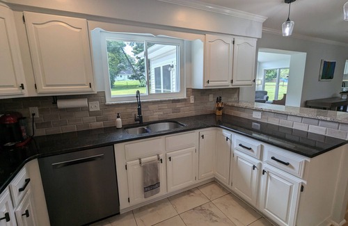 Amberley Village Casa | Spacious and Peaceful 3-Bedroom House in Cincinnati