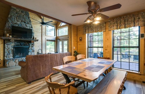 Pagosa Springs Casa | Spacious and Quiet Pagosa Springs Cabin with Deck!