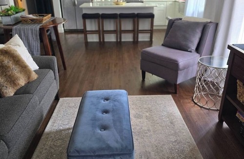 Charlotte Casa | Spacious and Serene! Charming 2bed/1 bath lots of Space and everything you need!