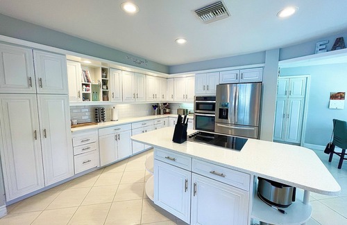 Wellington Casa | Spacious and Serene Equestrian Home with Saltwater Pool in Wellington.