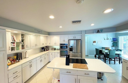 Wellington Casa | Spacious and Serene Equestrian Home with Saltwater Pool in Wellington.