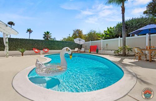 San Carlos Casa | Spacious and Stylish 5BR with Pool plus Guest House