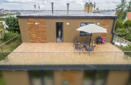 Vrsovice Apartamento | Amplio y luminoso apartamento, bien equipada, Wifi, televisión vía satélite, zona tranquila cerca de Centro de la ciudad