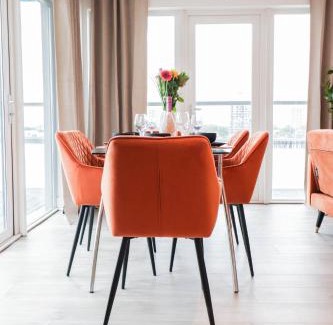 Woolwich Riverside Apartamento | Spacious and Sunny Flat l River Balcony View !