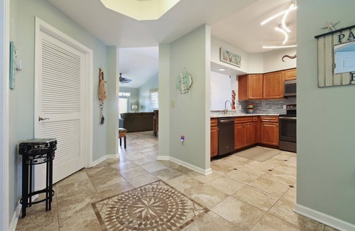 St. Augustine Beach Condominio | Amplio y actualizado - ¡Fechas y tarifas flexibles!