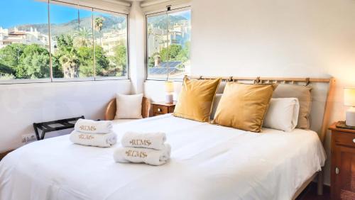 Benalmádena Casa | Spacious Andalusian villa with private pool REMS