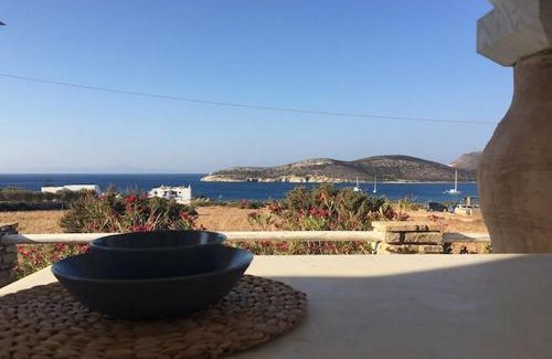 Antiparos Apartamento | Spacious Antiparos Apartment 2 Bedrooms Apartment Malachor Stunning Sea & Garden Views Agios Georgios