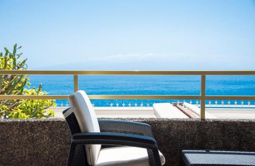 Guía de Isora Apartamento | Spacious apart with large terrace,5 min beach
