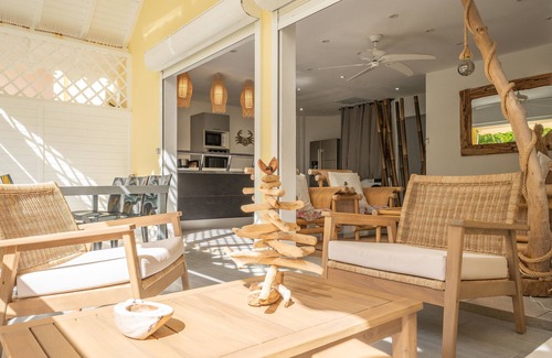 Anse des Rochers Apartamento | Comfortable, spacious apartment in a secure complex with swimming pool