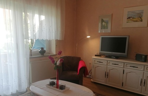 Bad Salzuflen Apartamento | Amplio apartamento con balcón.