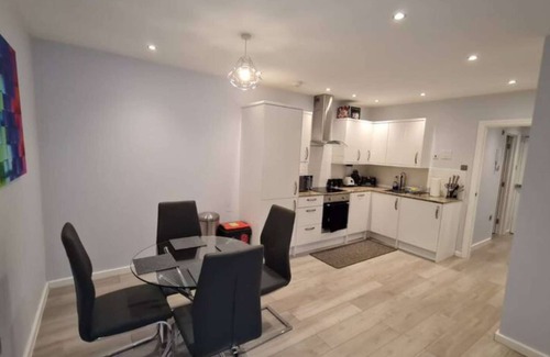 Cranford Apartamento | Spacious apartment, can accommodate 4 guests