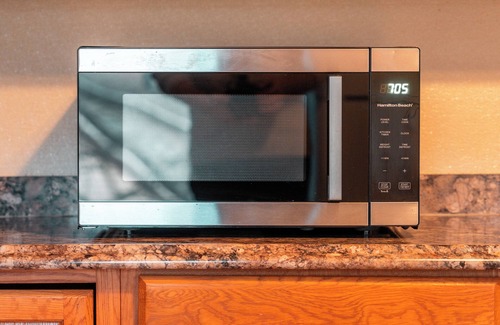 Worcester Apartamento | Spacious apartment close to UMass Medical