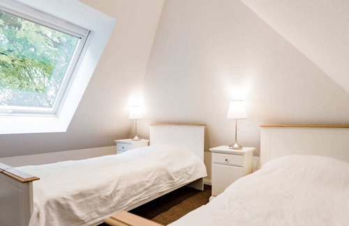 Lubberstorf Apartamento | Spacious Apartment in Lübberstorf with Garden
