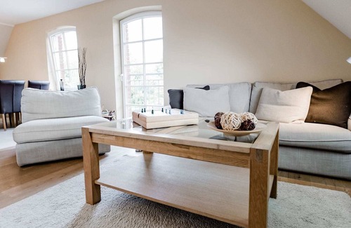 Lubberstorf Apartamento | Spacious Apartment in Lübberstorf with Garden