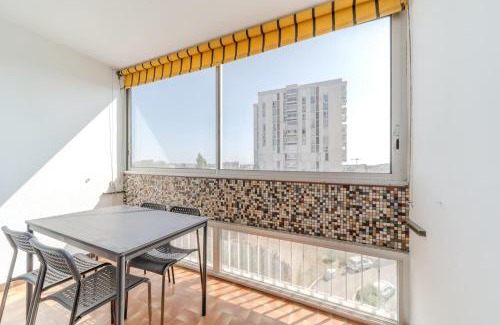 Bron Apartamento | Spacious Apartment for 8 People - Bron Grand Clement