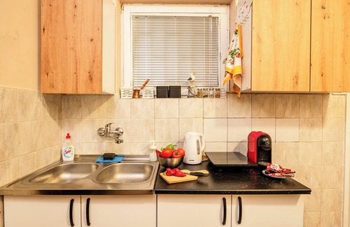 Palilula Apartamento | Spacious apartment in a perfect location with high-speed internet and A/C