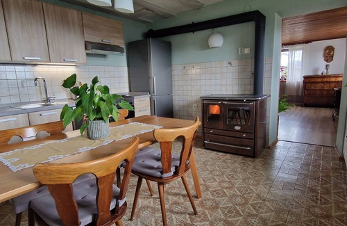 Kambresko Apartamento | Spacious Apartment in an old Farmhouse in Nature