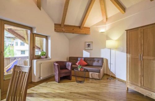 Kaltenbach Apartamento | Spacious Apartment in Kaltenbach with Garage