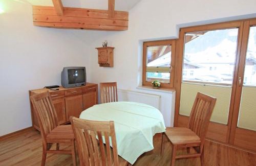 Kaltenbach Apartamento | Spacious Apartment in Kaltenbach with Garage