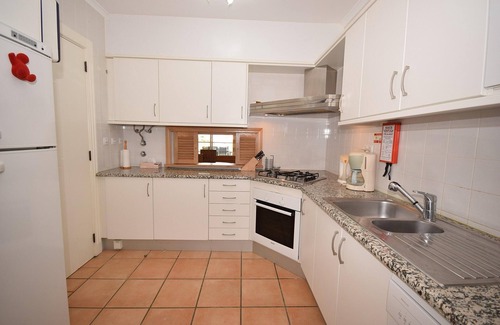 Quarteira Apartamento | Spacious Apartment in Quarteira With Swimming Pool