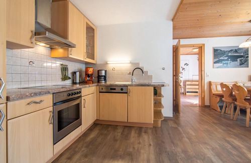 Buerserberg Apartamento | Spacious apartment with lovely garden