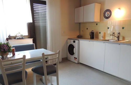Weilerbach Apartamento | Spacious apartment with a very large balcony and living room