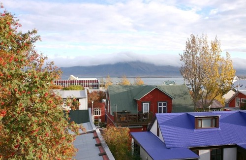 Downtown Apartamento | Spacious apartment with balcony in Reykjavik Centre