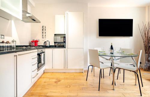 Farringdon Apartamento | Spacious Apartment with a balcony in Prime Location in Farringdon