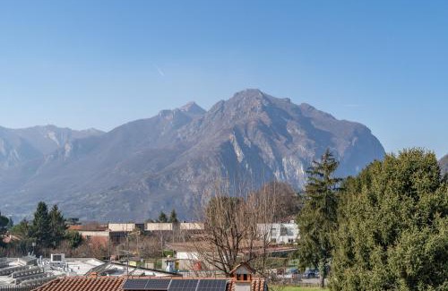 Lecco Apartamento | Spacious Apartment with Panoramic Views in Lecco