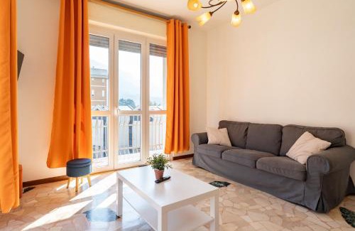 Lecco Apartamento | Spacious Apartment with Panoramic Views in Lecco