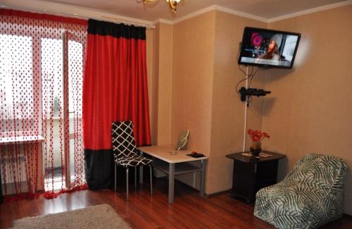 Kremenchuk Apartamento | Spacious apartment with balcony