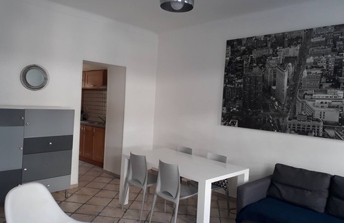 Cimiez Apartamento | Spacious Appartment Wifi Next To The Port