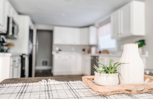 Appleton Casa | Spacious Appleton Hideaway - Lambeau, EAA, downtown!