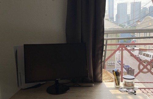Westlake Casa | Spacious Apt In DTLA Perfect for Walking Tourists!