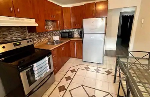 De Lorimier Apartamento | Spacious Apt Near Downtown w/ Wifi&Netflix