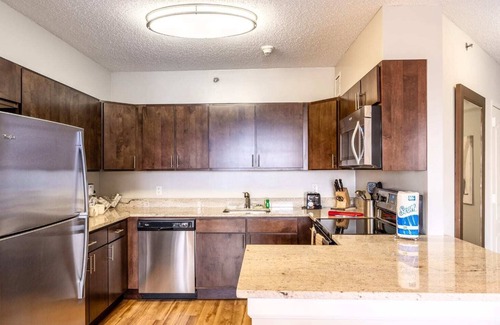 White Plains Apartamento | Spacious Apt with Gym-BSC-219J