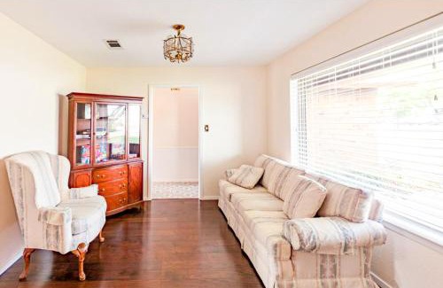 Keller Casa | Spacious Arcade Table Tennis Game Room Cowboy Pool Near Tx Motor Speedwayby Vacation Your Way