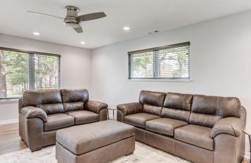 Rogers Casa | Spacious Arkansas Retreat with Deck, Hot Tub and Grill