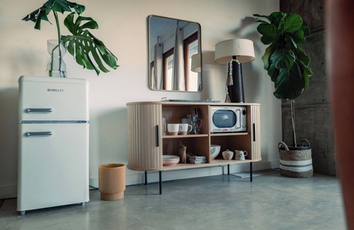 Tehachapi Apartamento | Spacious Artist Loft in Tehachapi