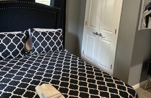 Fairburn Casa | Spacious Atlanta Home Within 10 minutes from all attractions !!