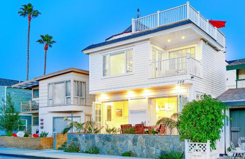 Balboa Island Casa | Spacious Balboa Beauty